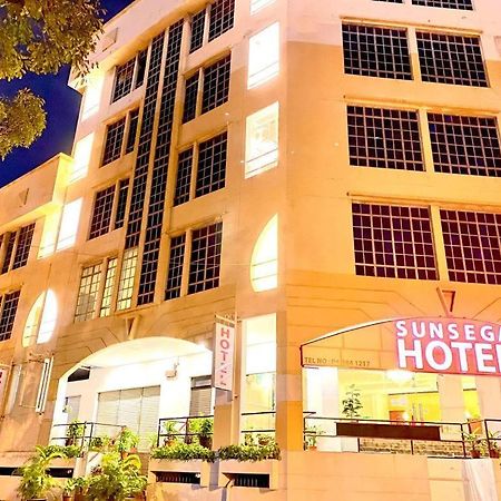 Sun Sega Hotel Perai Exterior photo